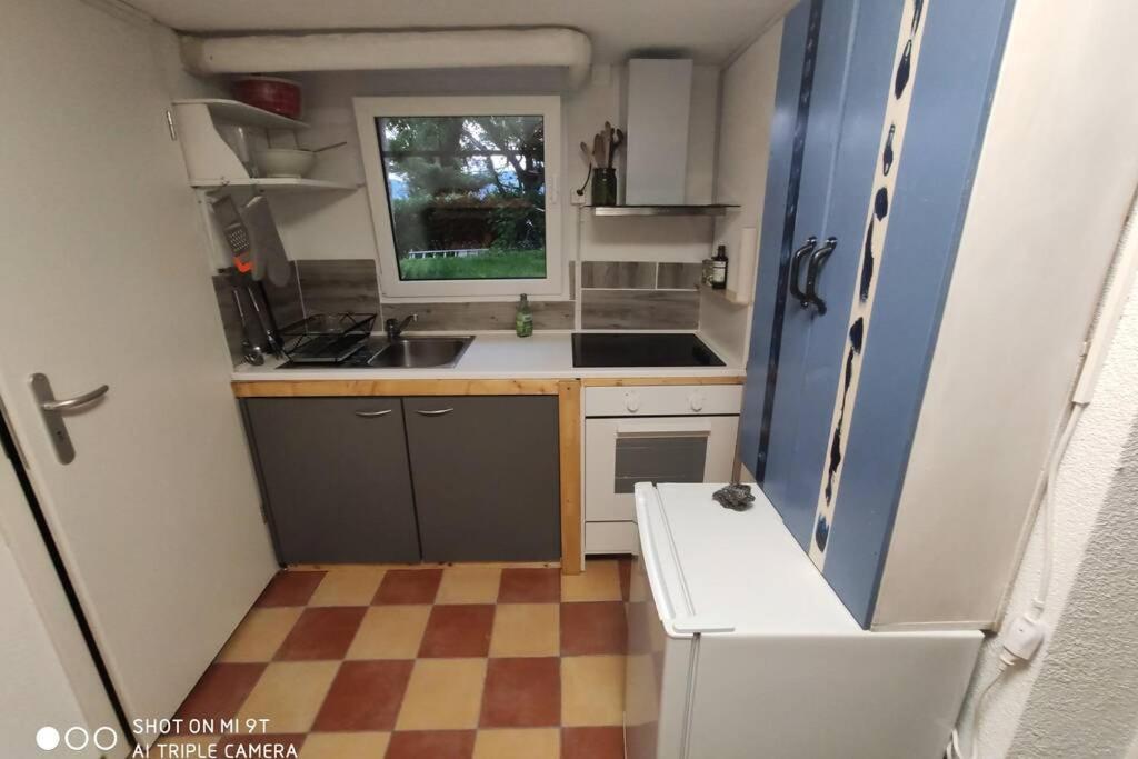 Appartement 1 pièce entresol 30 m2 proche du centre et bain thermal Yverdon-les-Bains Extérieur photo