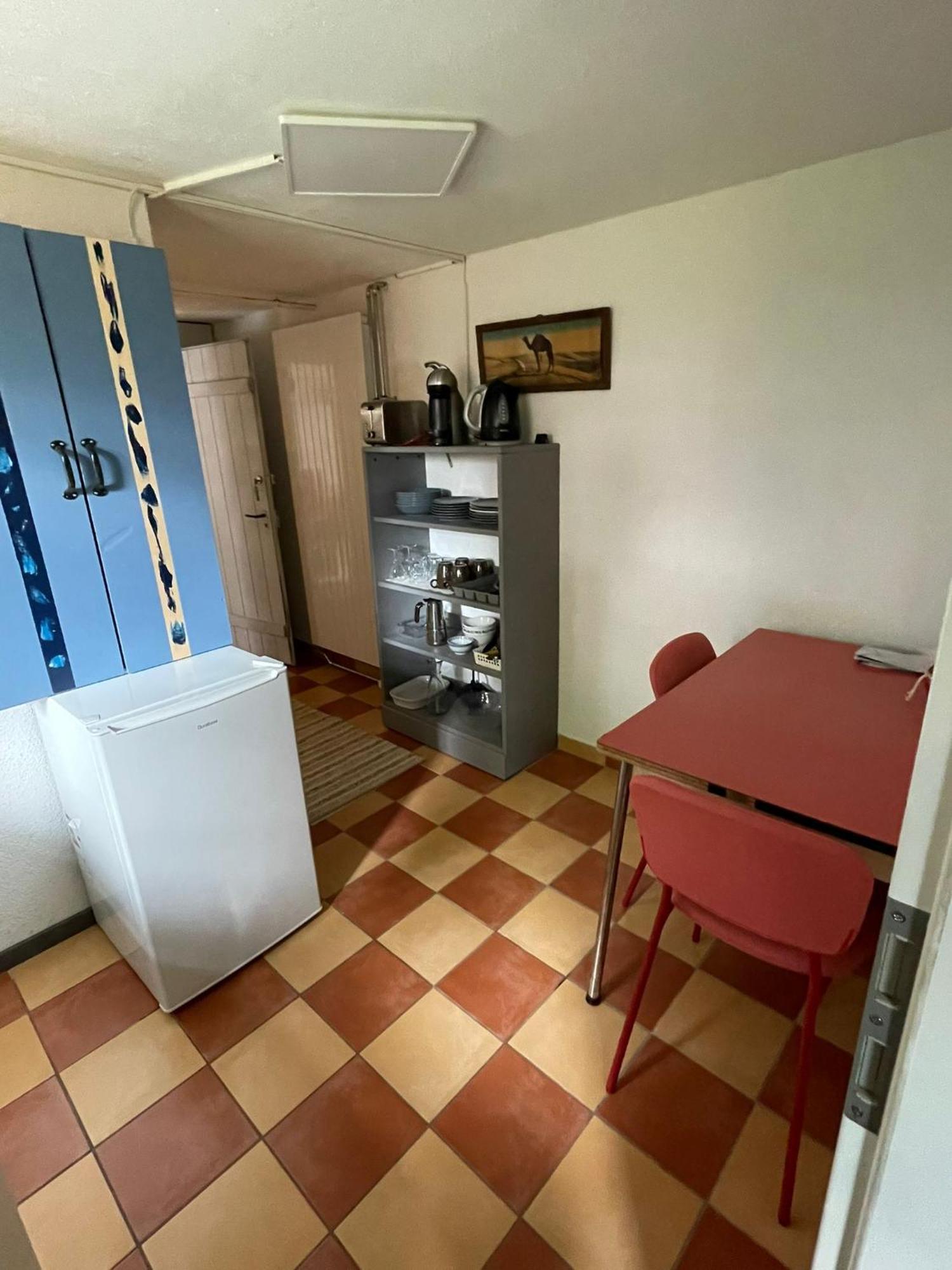 Appartement 1 pièce entresol 30 m2 proche du centre et bain thermal Yverdon-les-Bains Extérieur photo