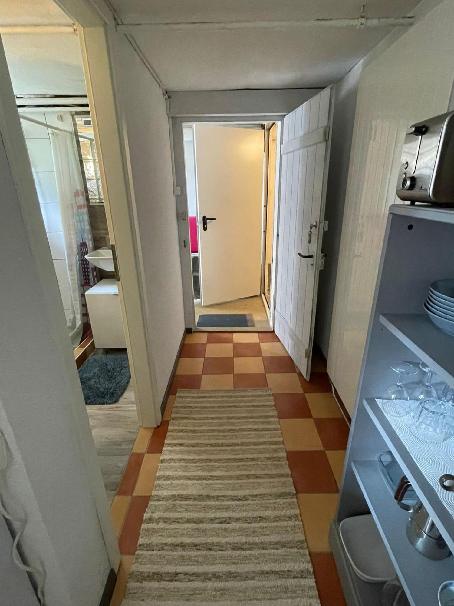 Appartement 1 pièce entresol 30 m2 proche du centre et bain thermal Yverdon-les-Bains Extérieur photo